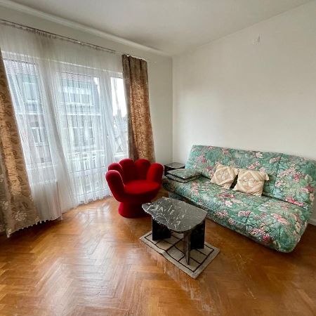 Superbe Appartement Duplex Avec Jacuzzi Brüksel Dış mekan fotoğraf