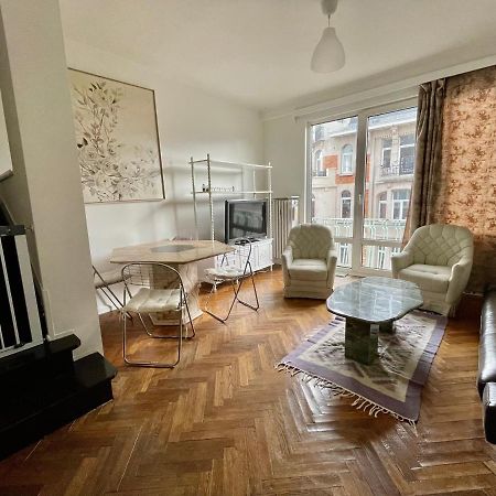 Superbe Appartement Duplex Avec Jacuzzi Brüksel Dış mekan fotoğraf