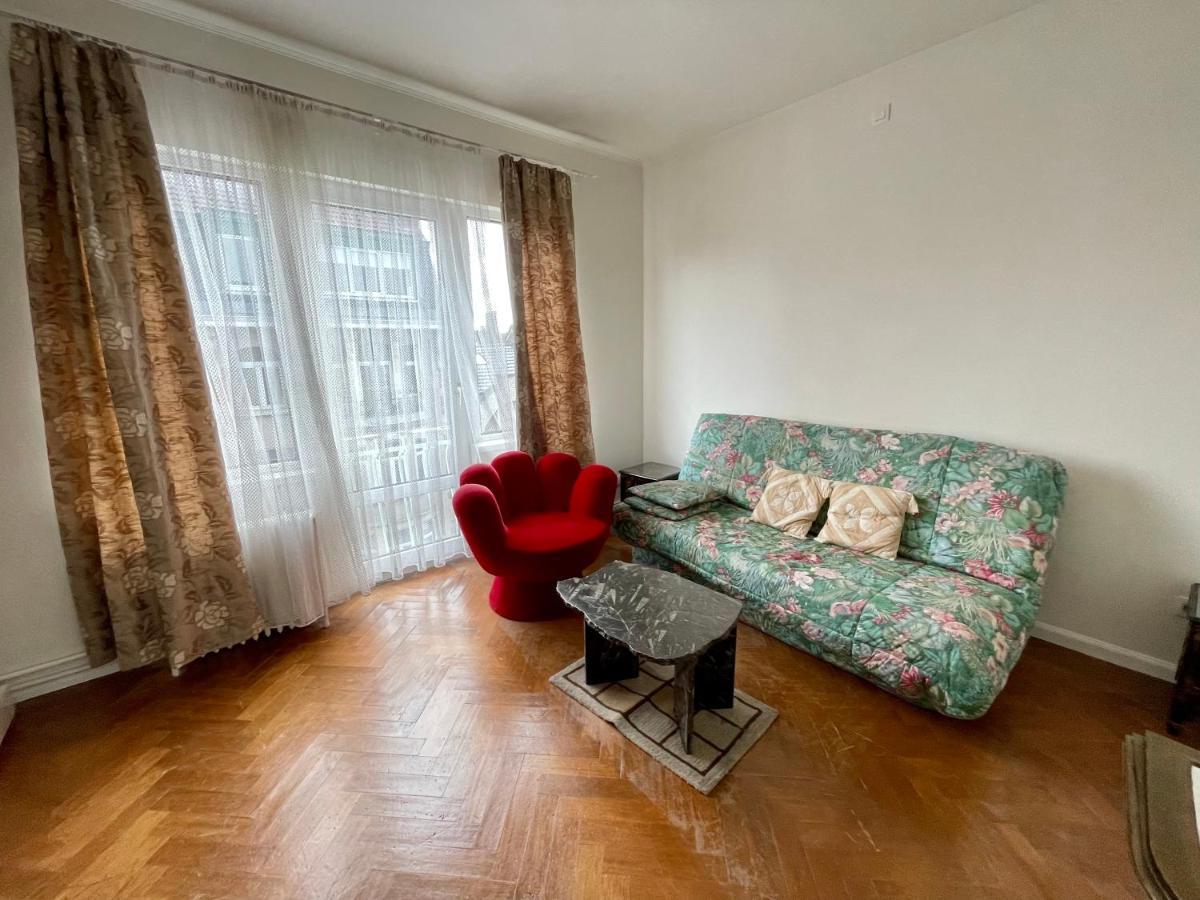 Superbe Appartement Duplex Avec Jacuzzi Brüksel Dış mekan fotoğraf