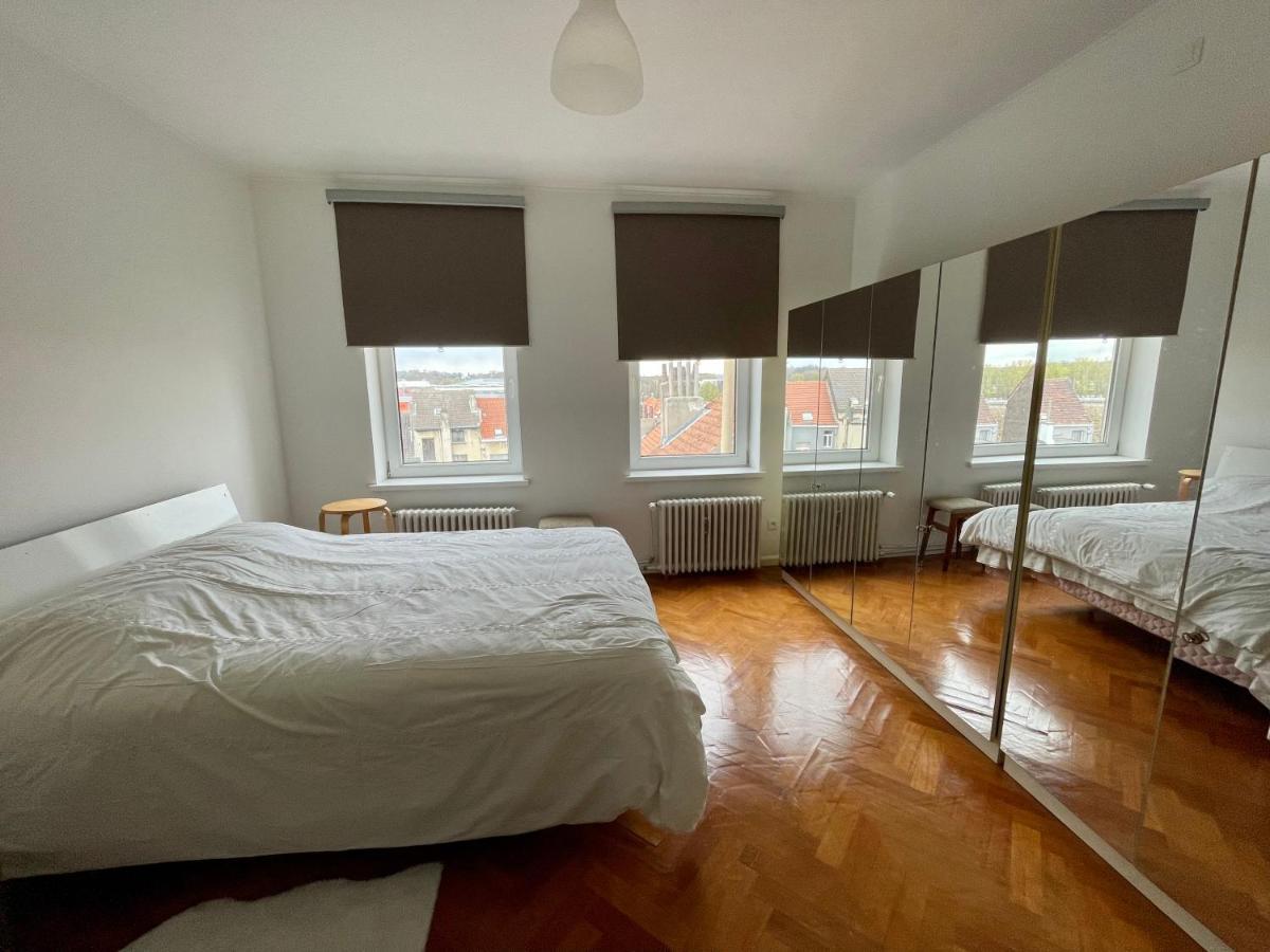 Superbe Appartement Duplex Avec Jacuzzi Brüksel Dış mekan fotoğraf